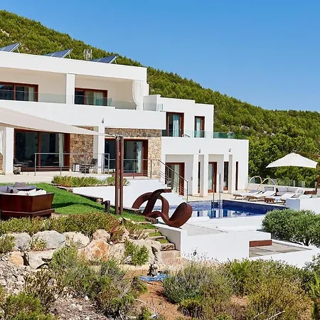 Villa Luxury With Stunning Views And Rooftop Terrace, Ibiza 1052 *
